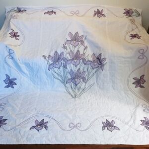 Hand Quilted Embroidered Purple Iris 90x94 Cotton Lightweight Quilt Grannycore